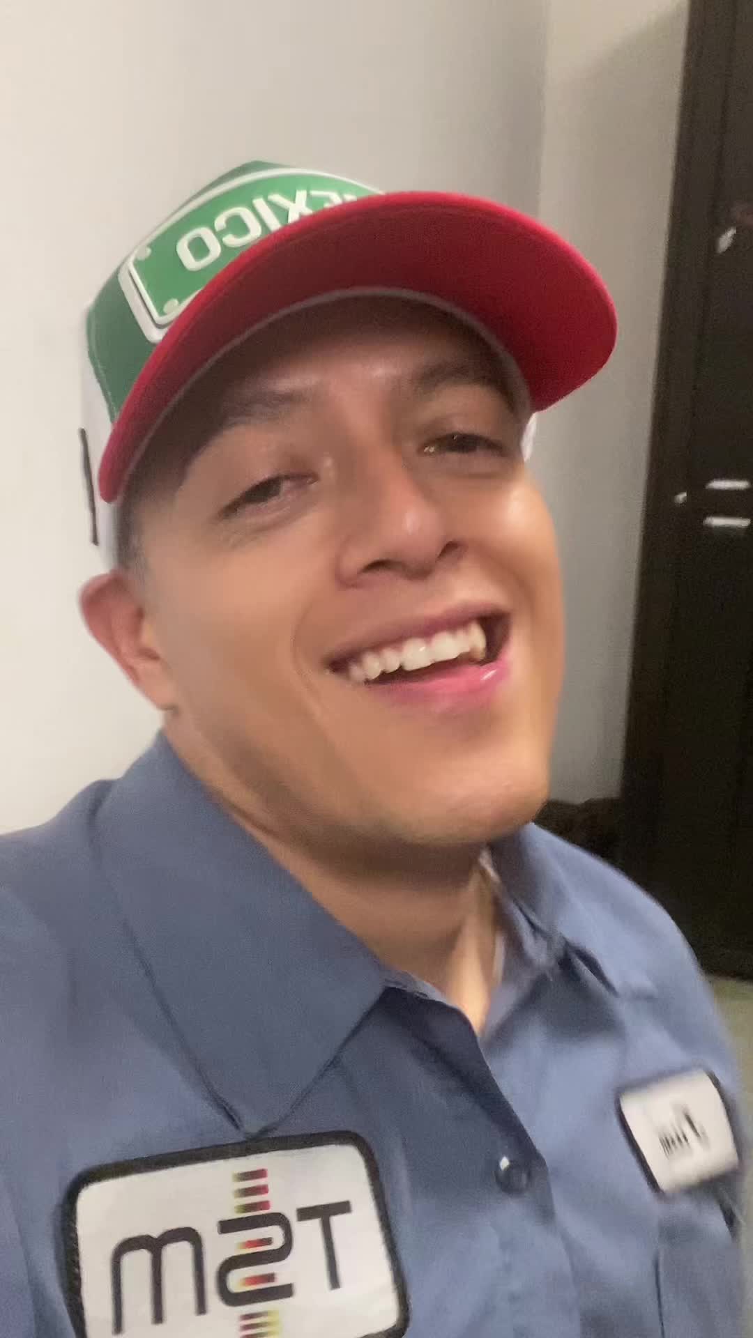 @JohnnymAb