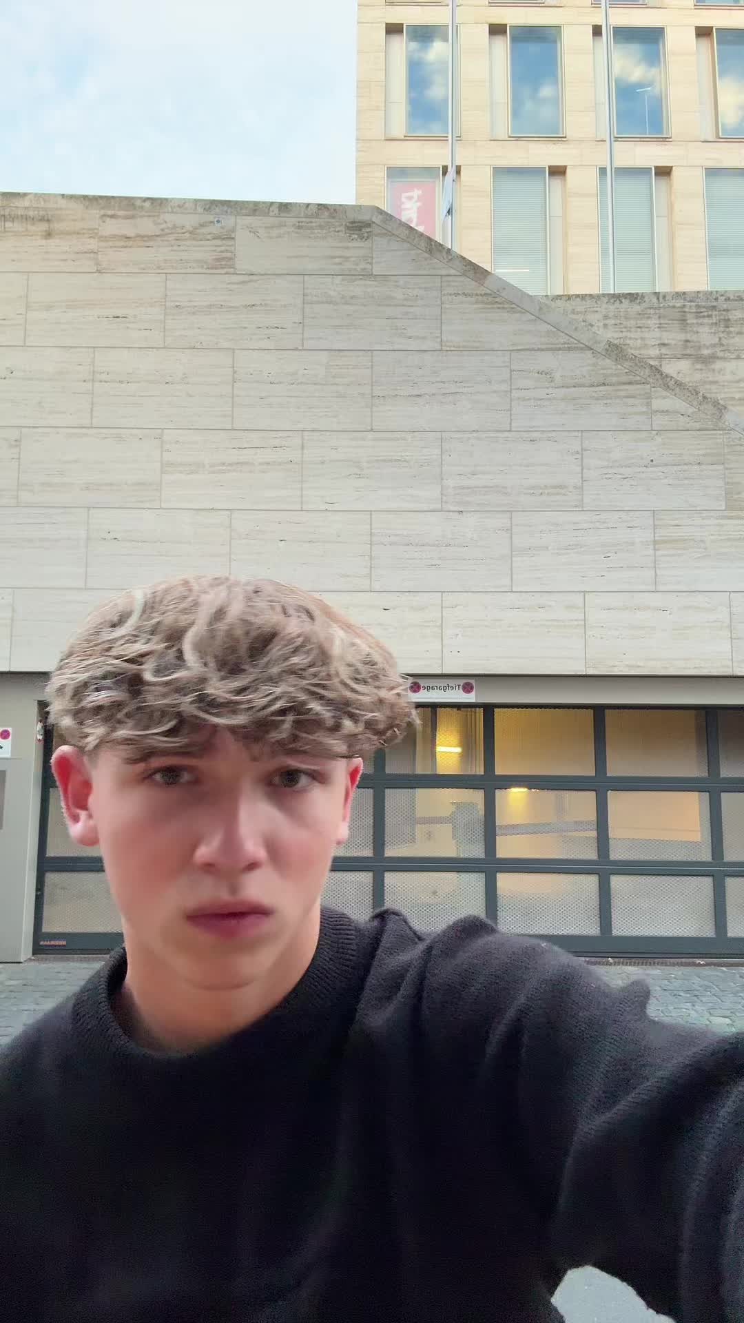 @nils_mkw
