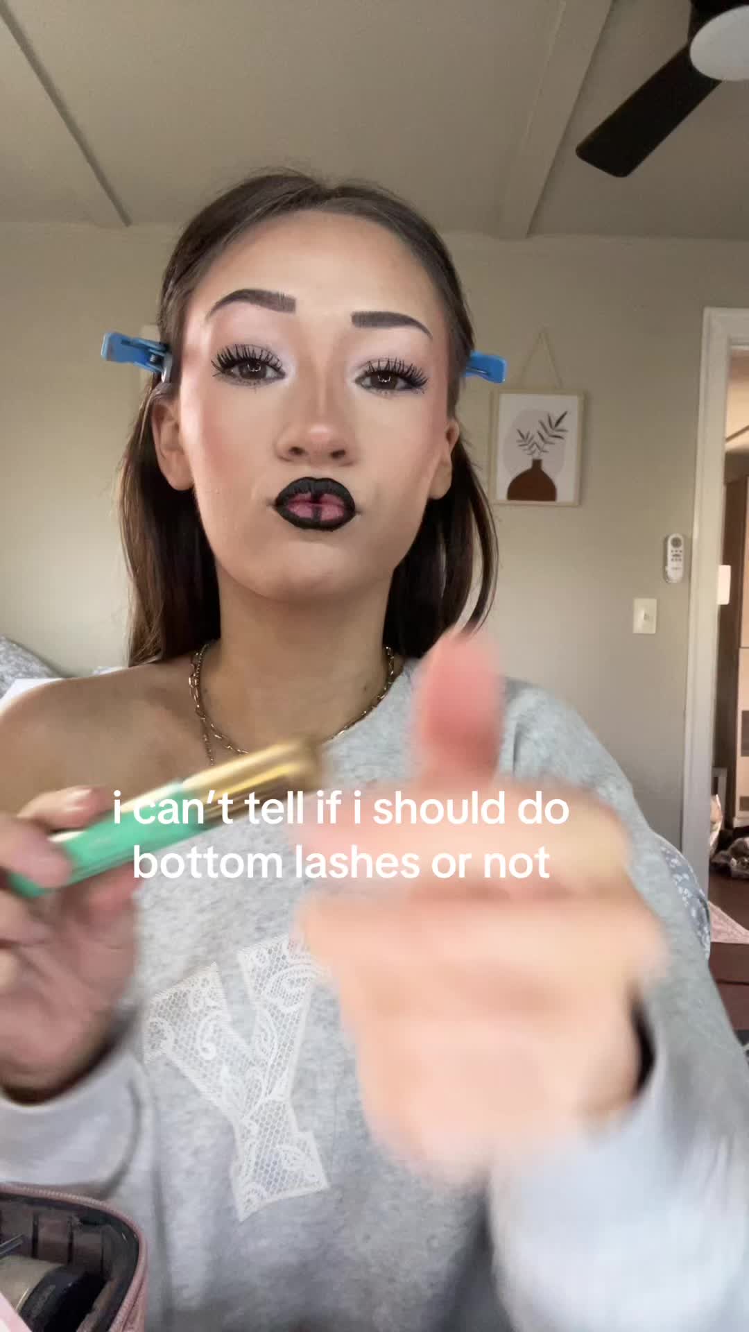 @❦
