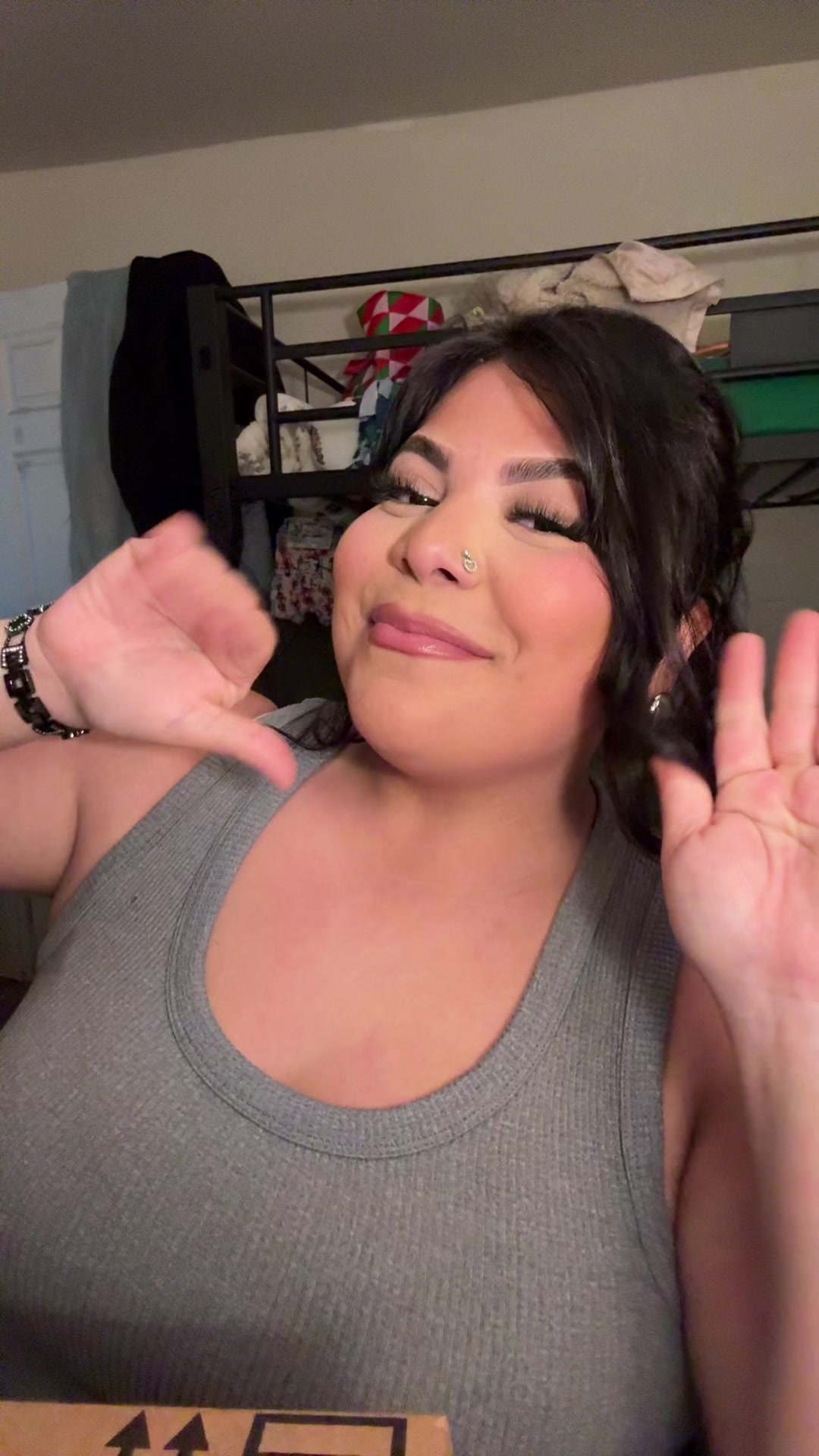 @momoneyym