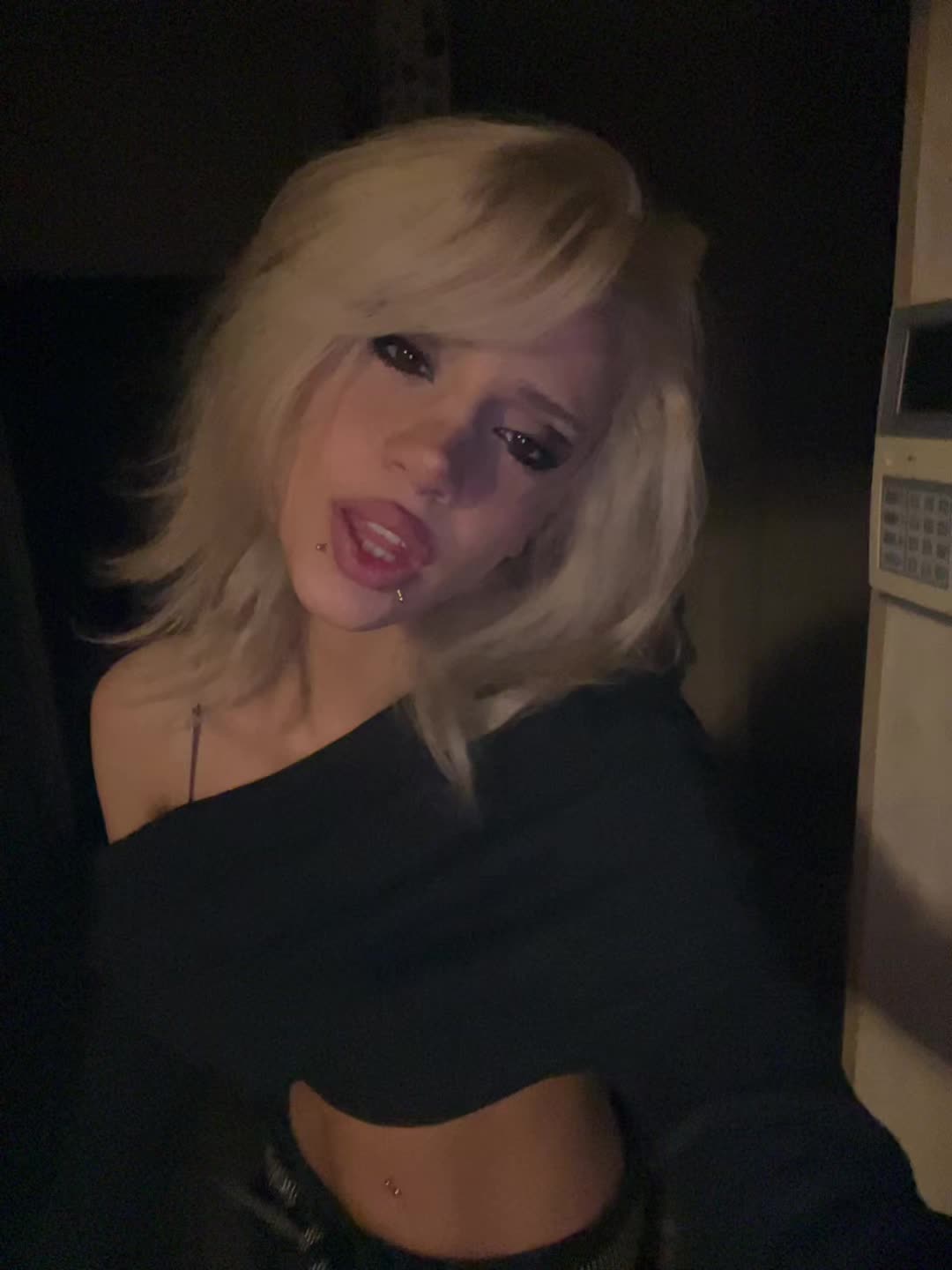 @cora.linn