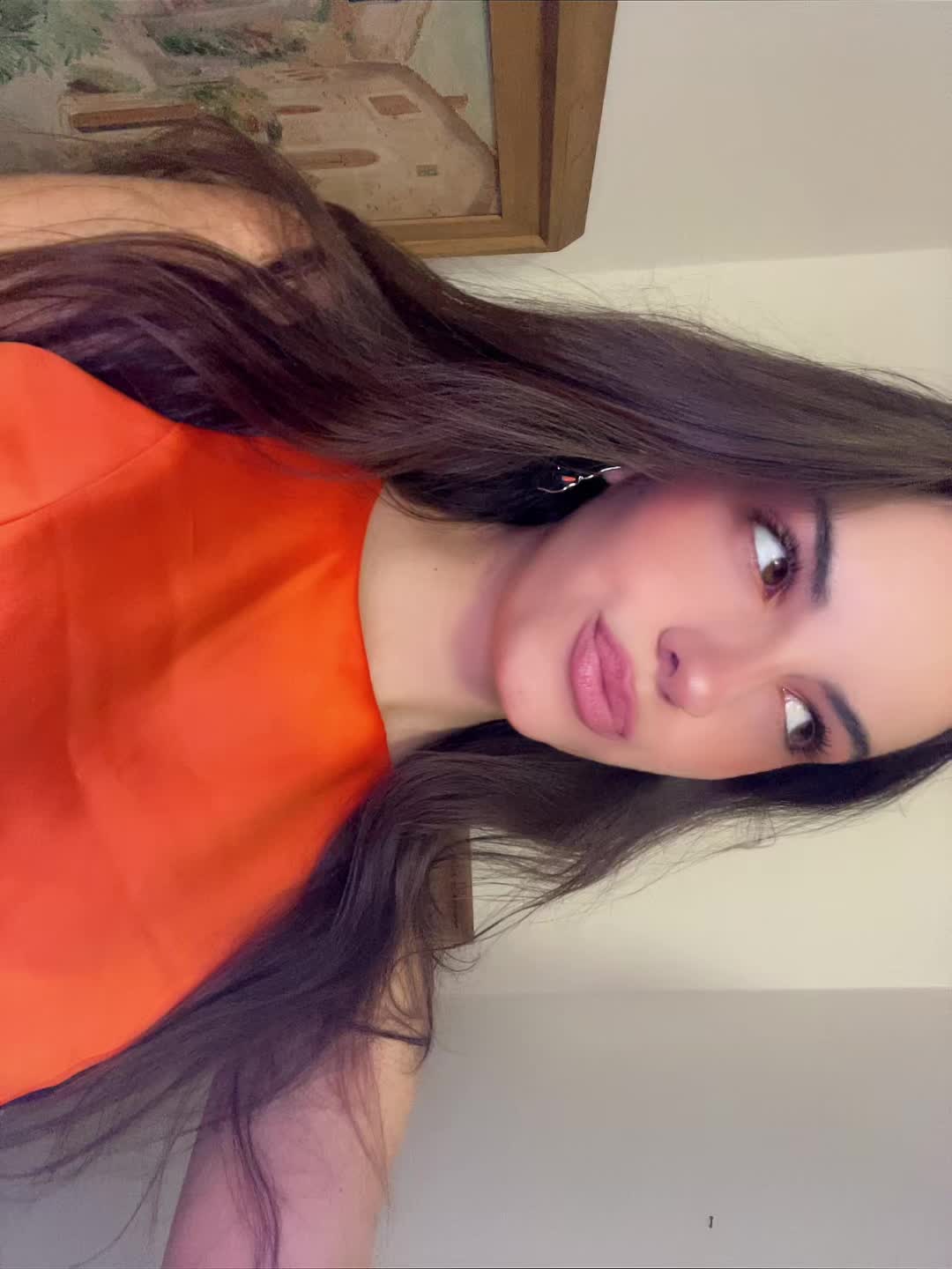 @𝐅