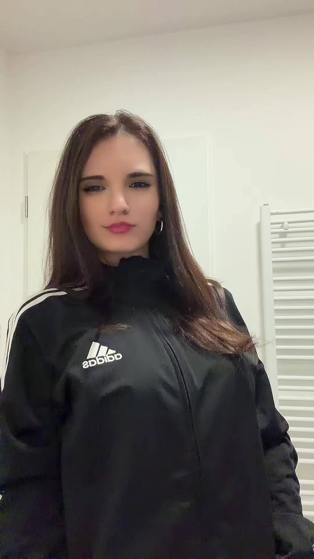 @jxxlia.bln