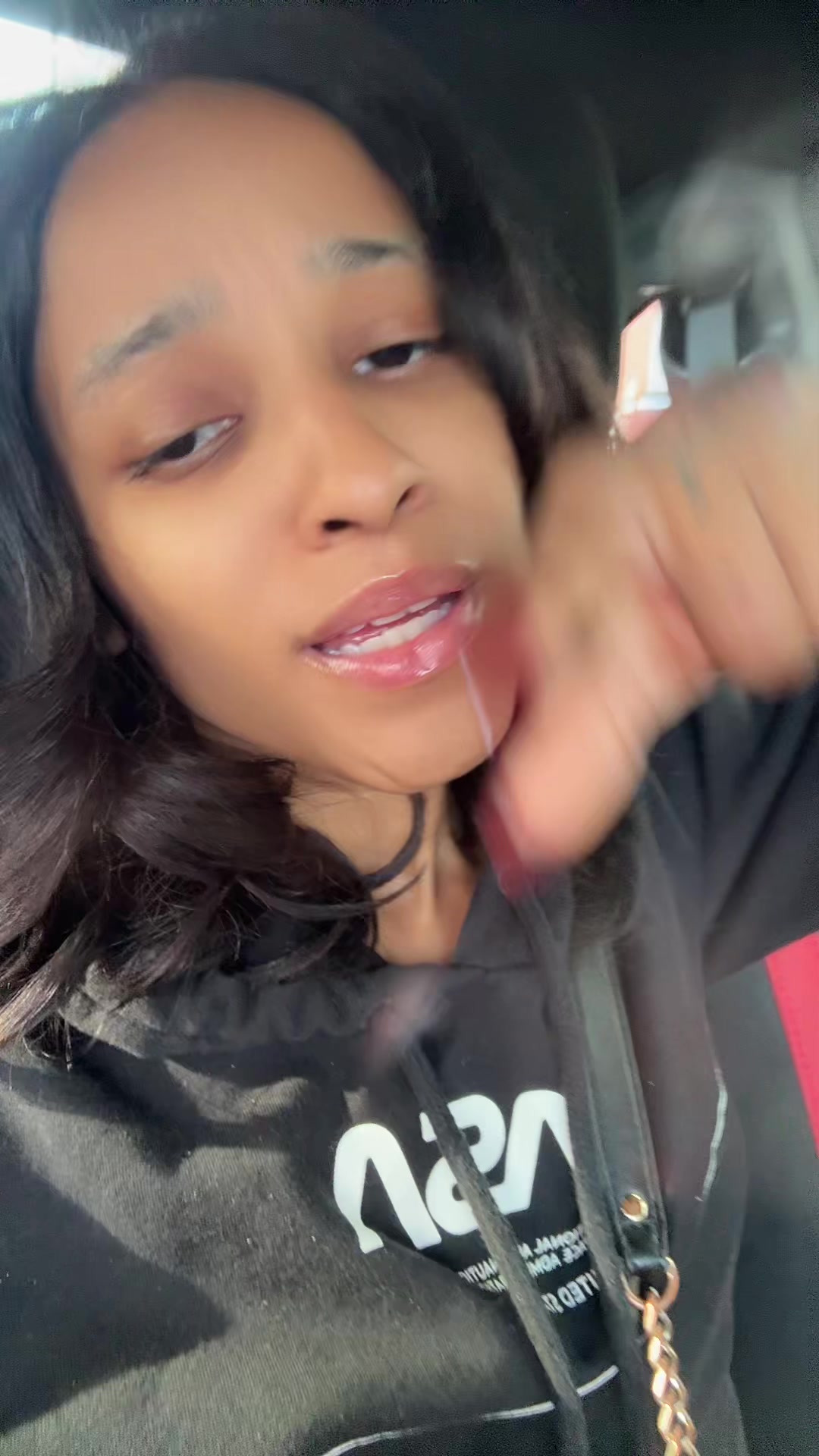 @Shayloamigo