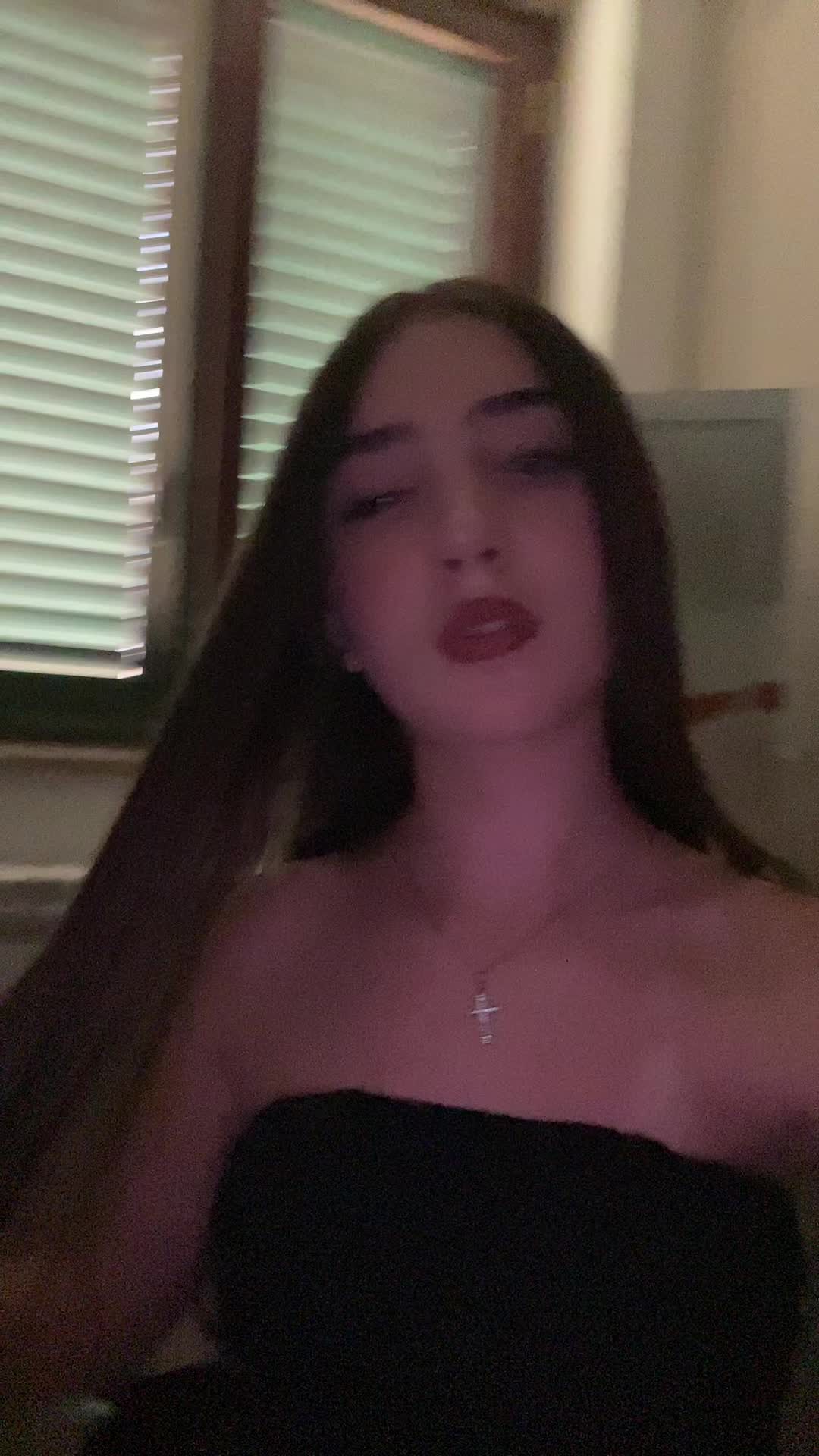 @annarella_spamm
