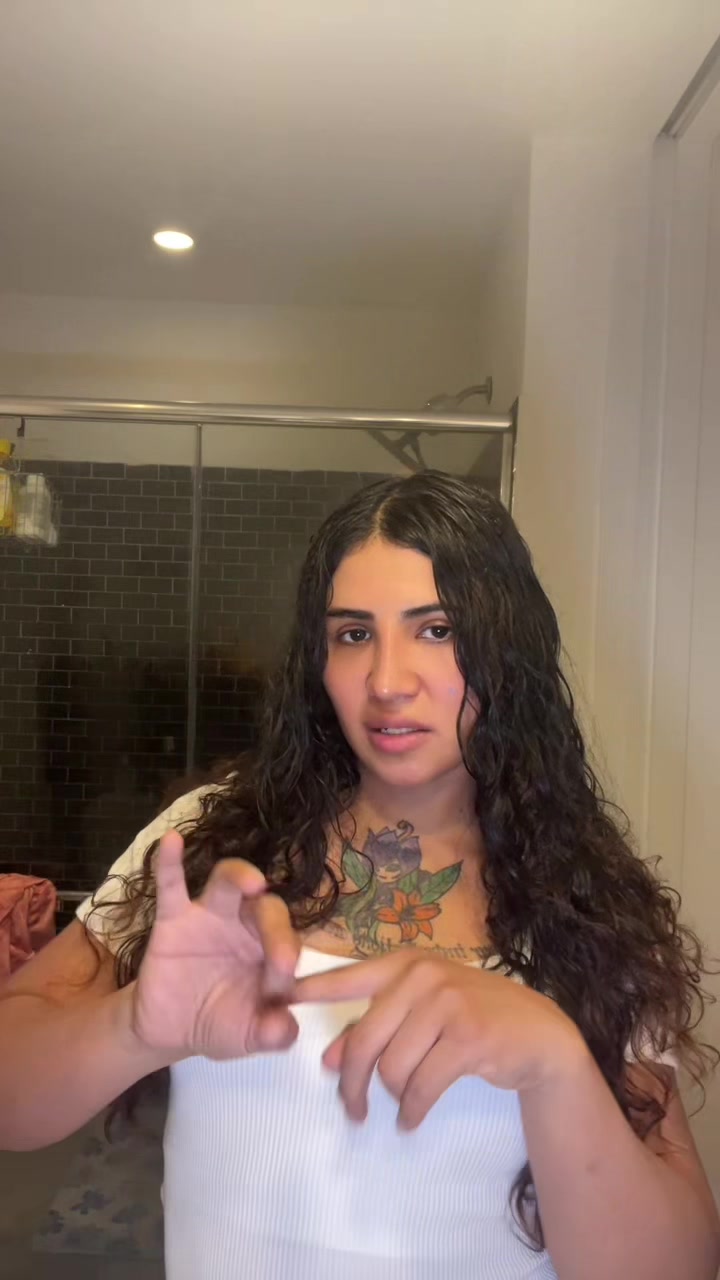 @Ariana🏳️&zwj;⚧️