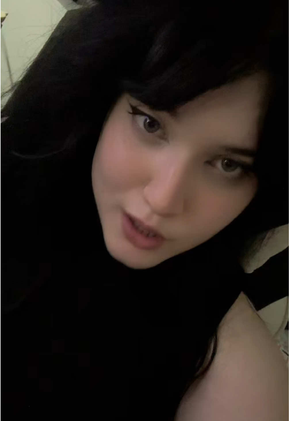 @BLOODISSIA