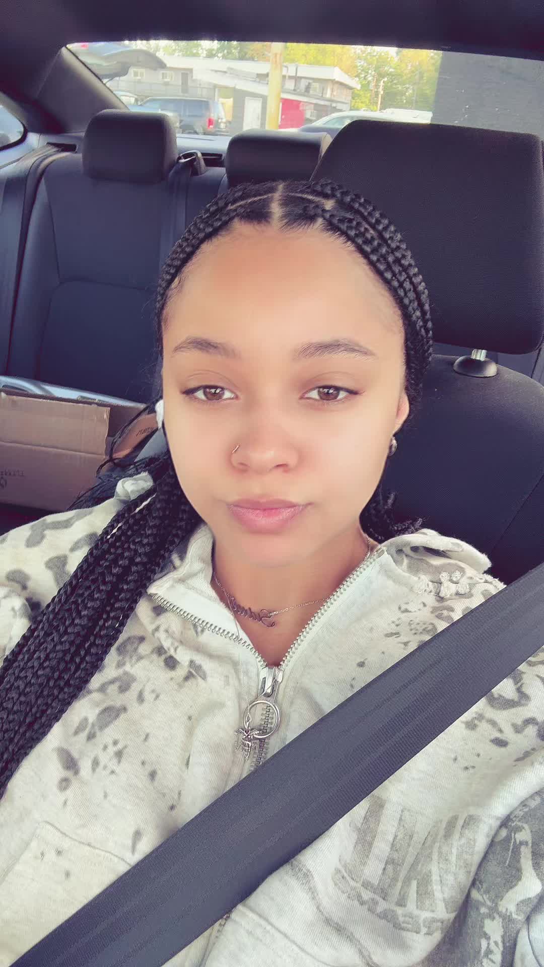 @_Sidnee