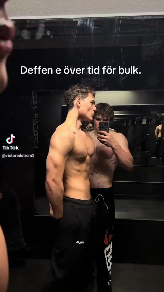 @The Fit Guys Page 🇳🇱