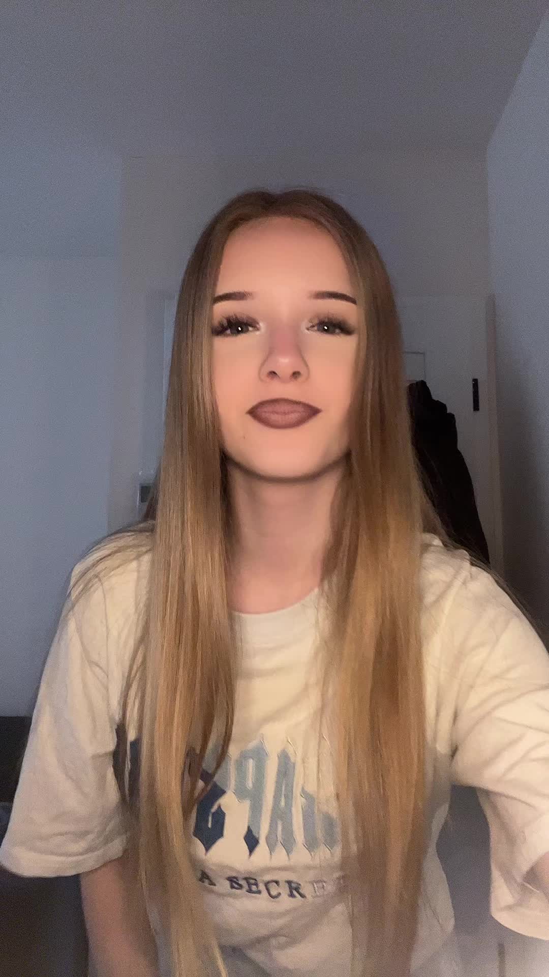 @𝓘𝓰𝓾𝓼𝓲𝓪 💕