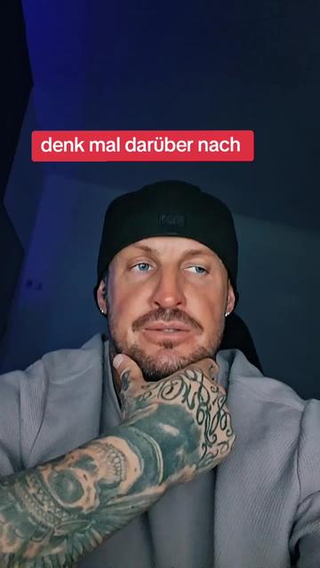 @😎