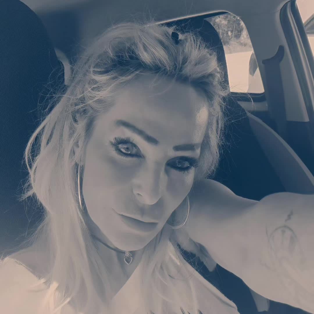 @👑 Angela💞 👑