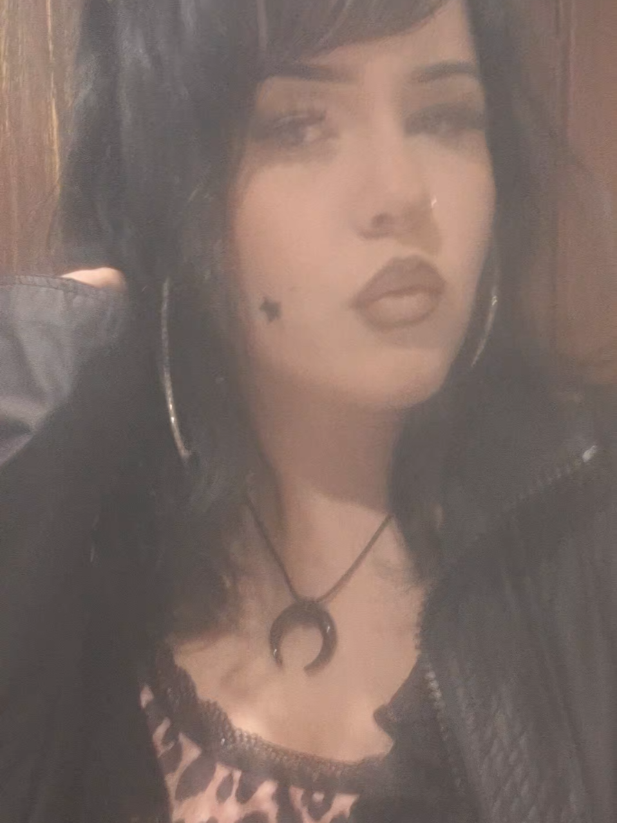 @𝔔ø☥𝔱𝔦𝔰𝔠𝔥𝔢𝔯