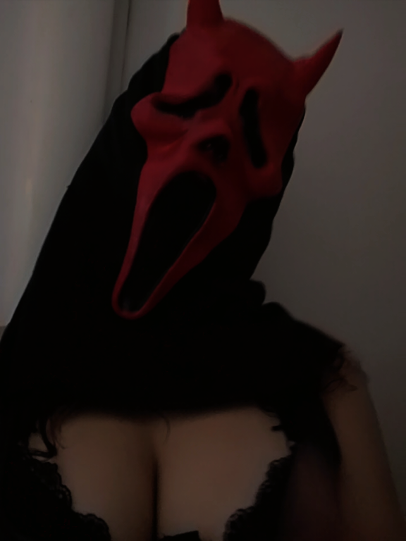 @faceless.girl666