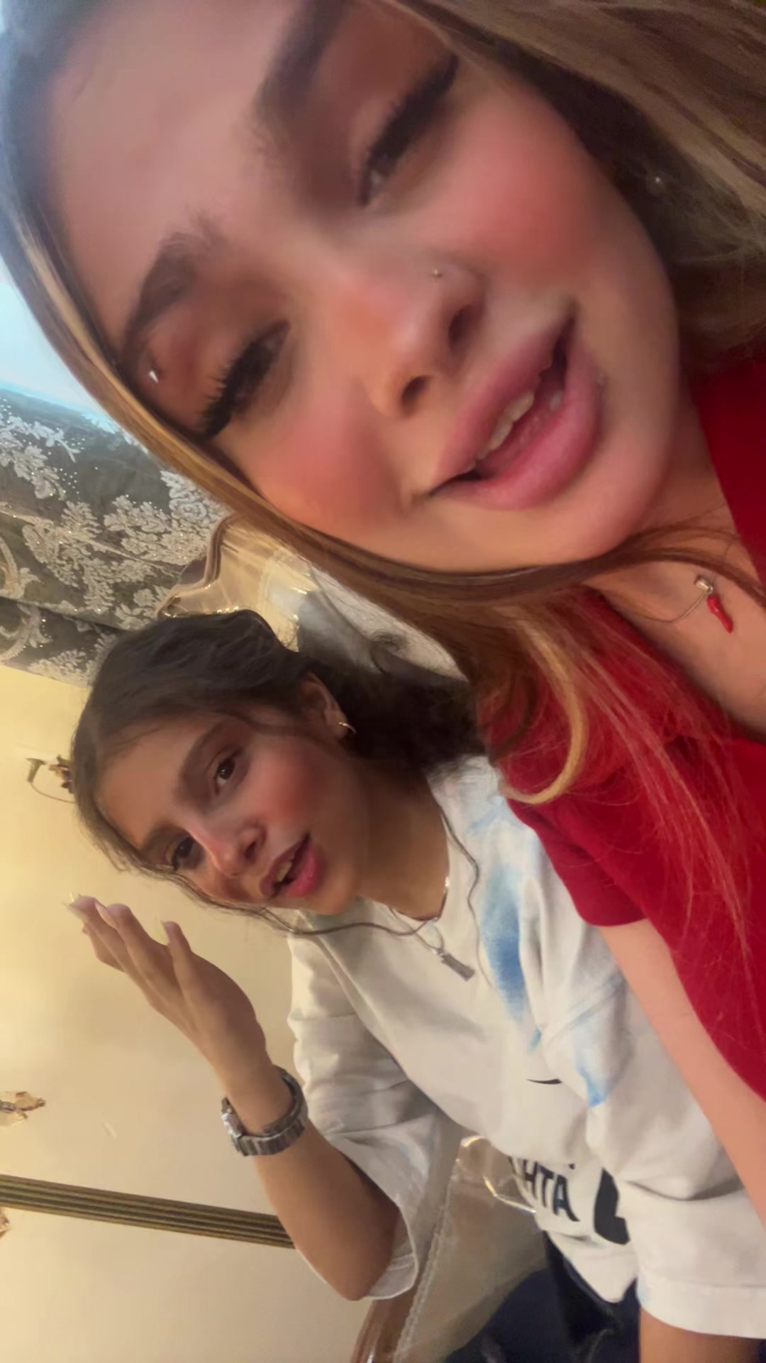 @NaziiiSafari
