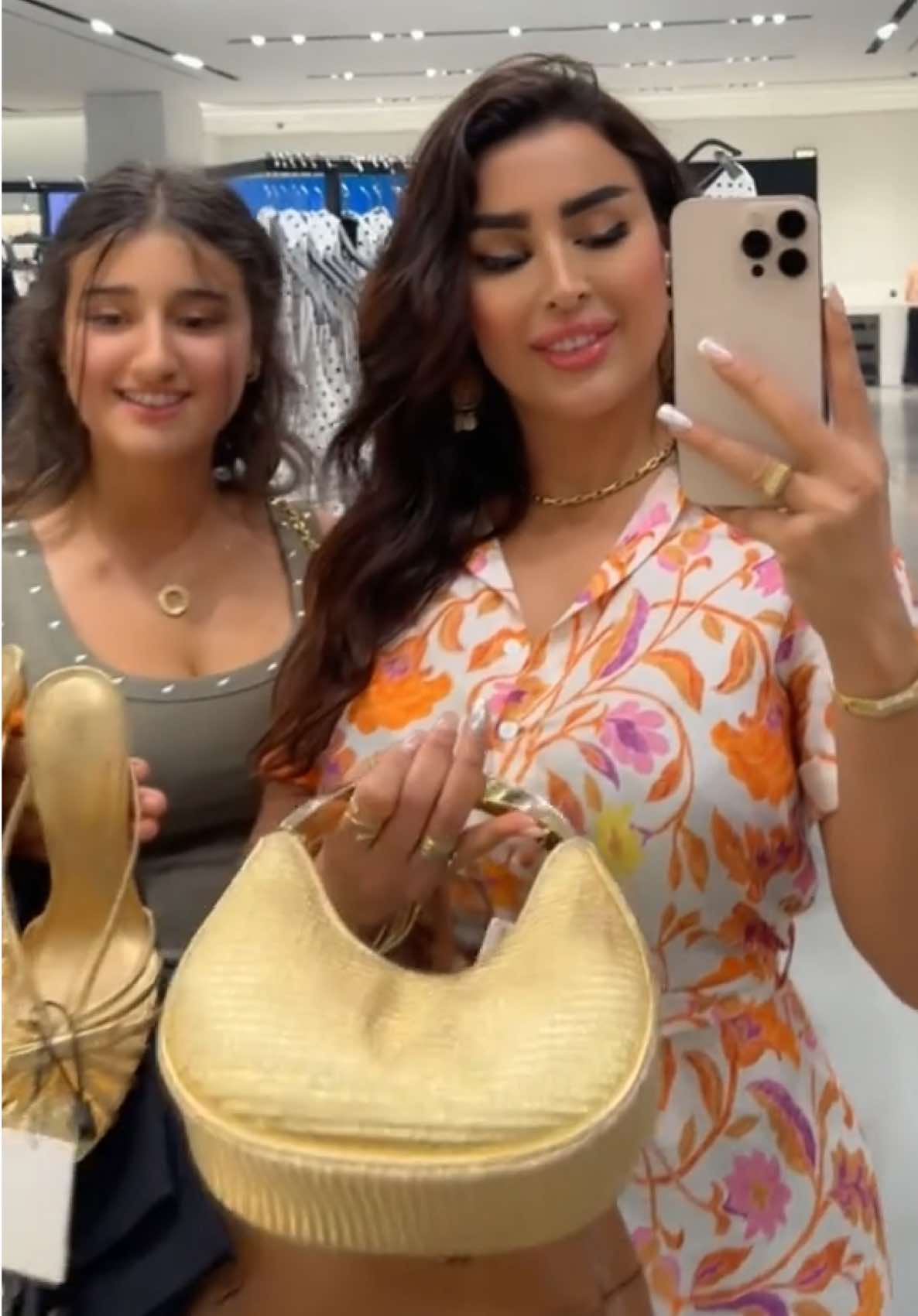 @Houyambladi