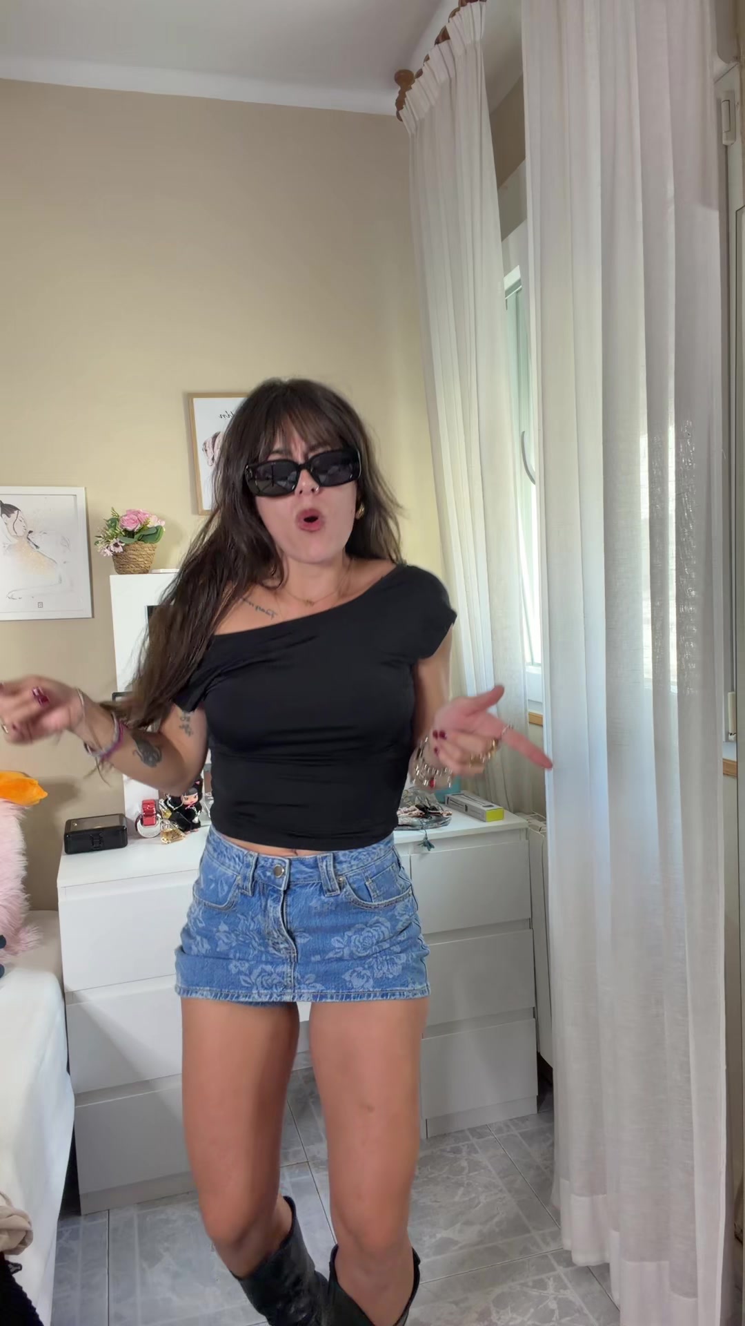 @unteconlety