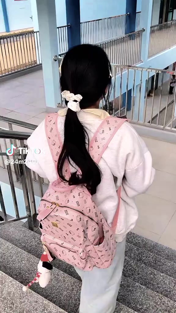 @. . .SiNh...🌺