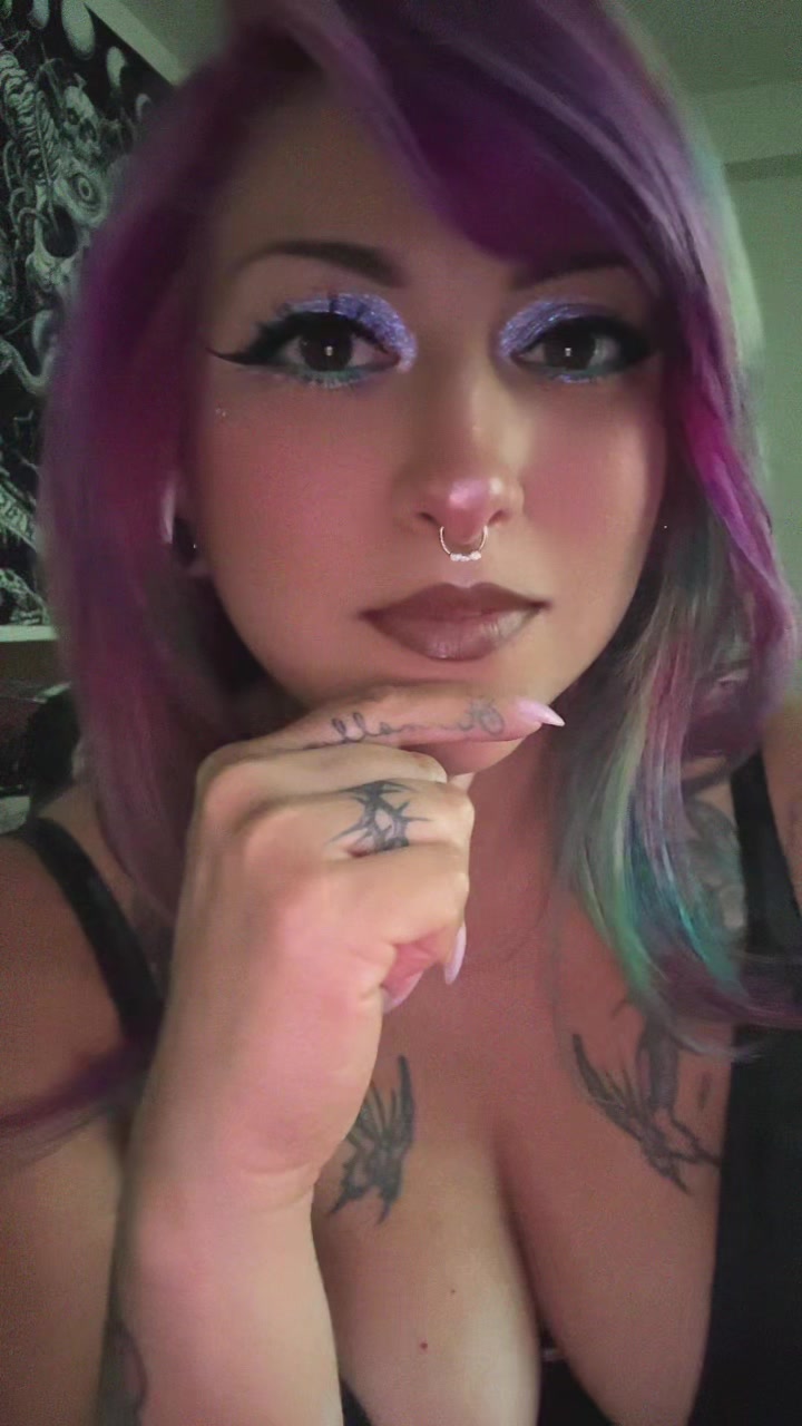 @Deniseypiee🖤
