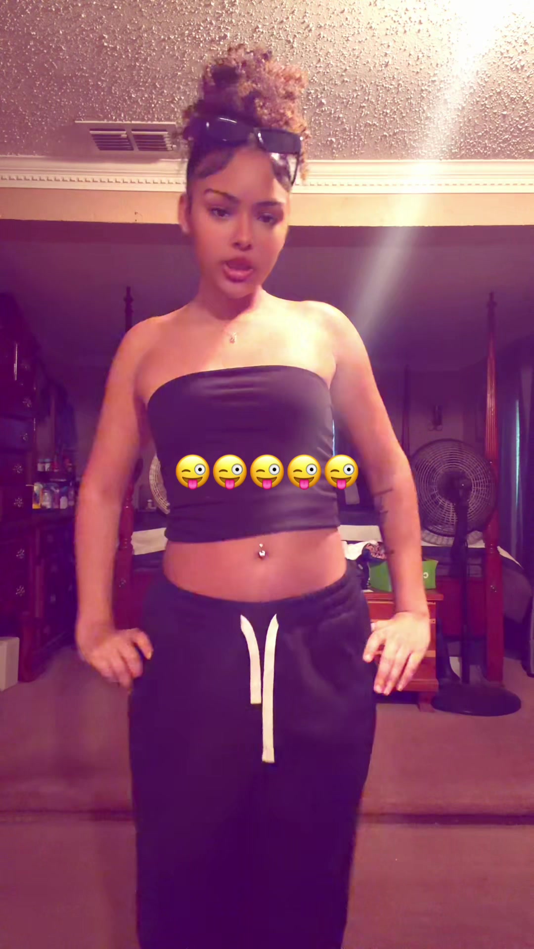 @kelskels