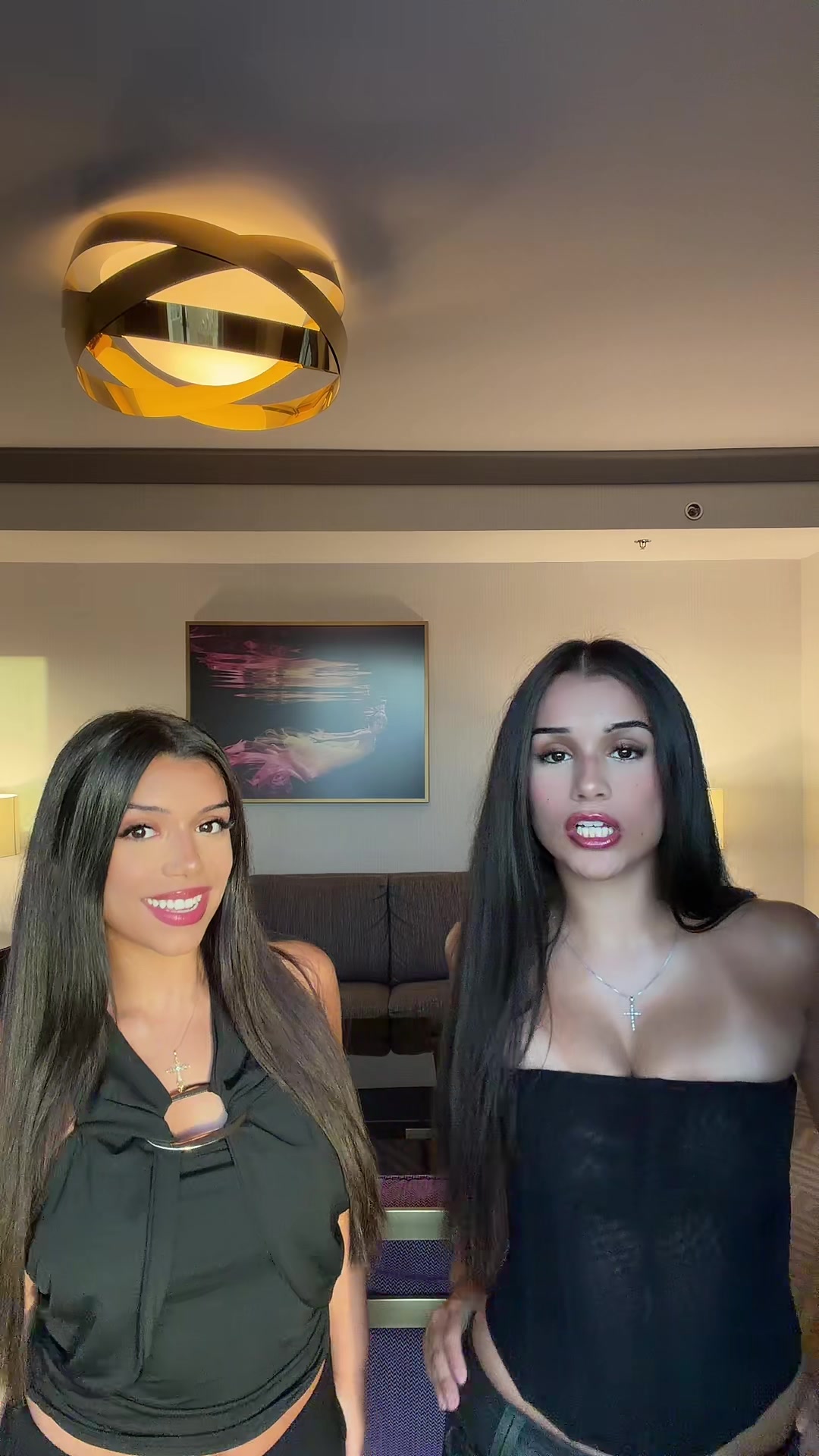 @anasia