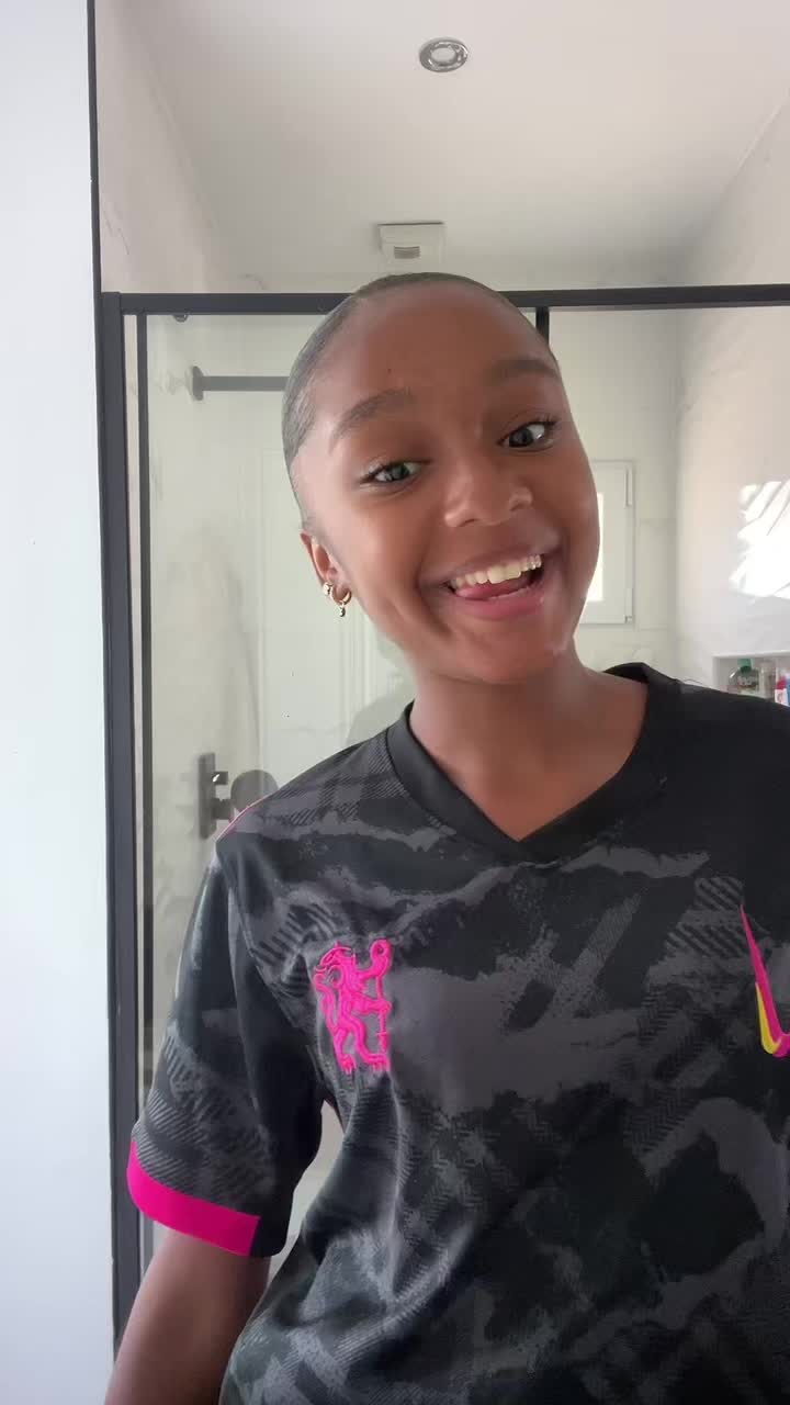 @Cyliaa’🥥🍒