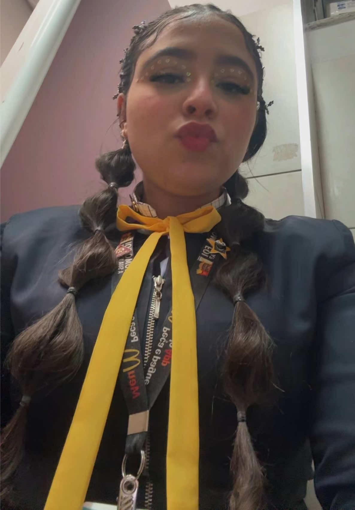 @Ana&ensp;Carolina💛terrinha💛