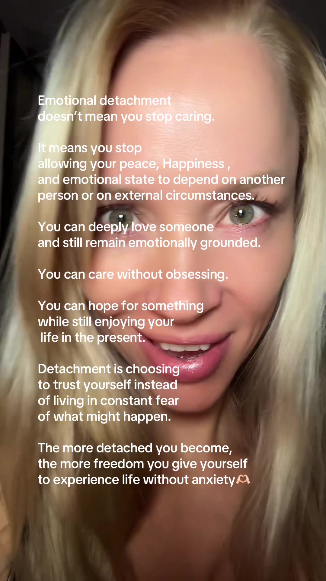 @IanaDream☾✩✶