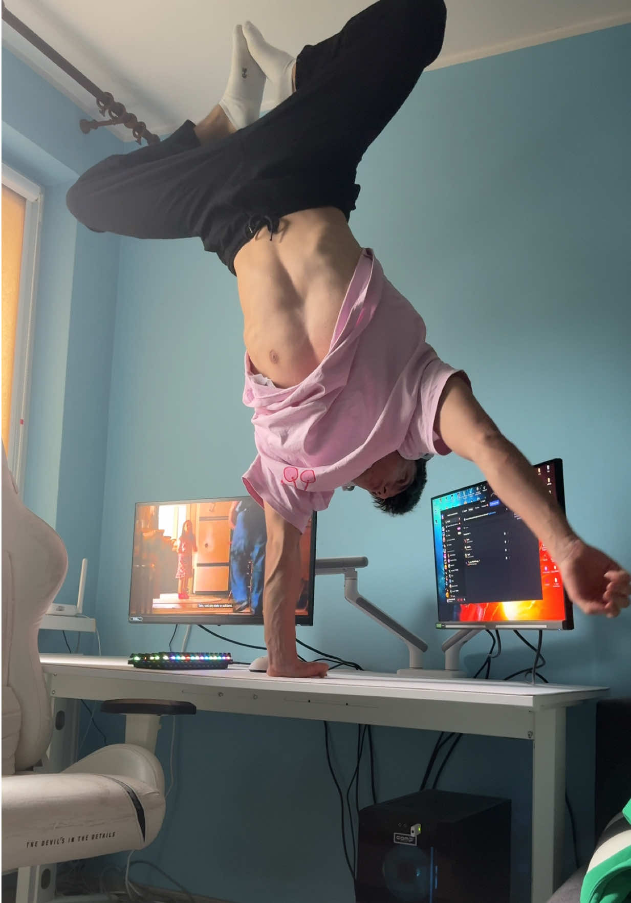 @Oskar Kucharski