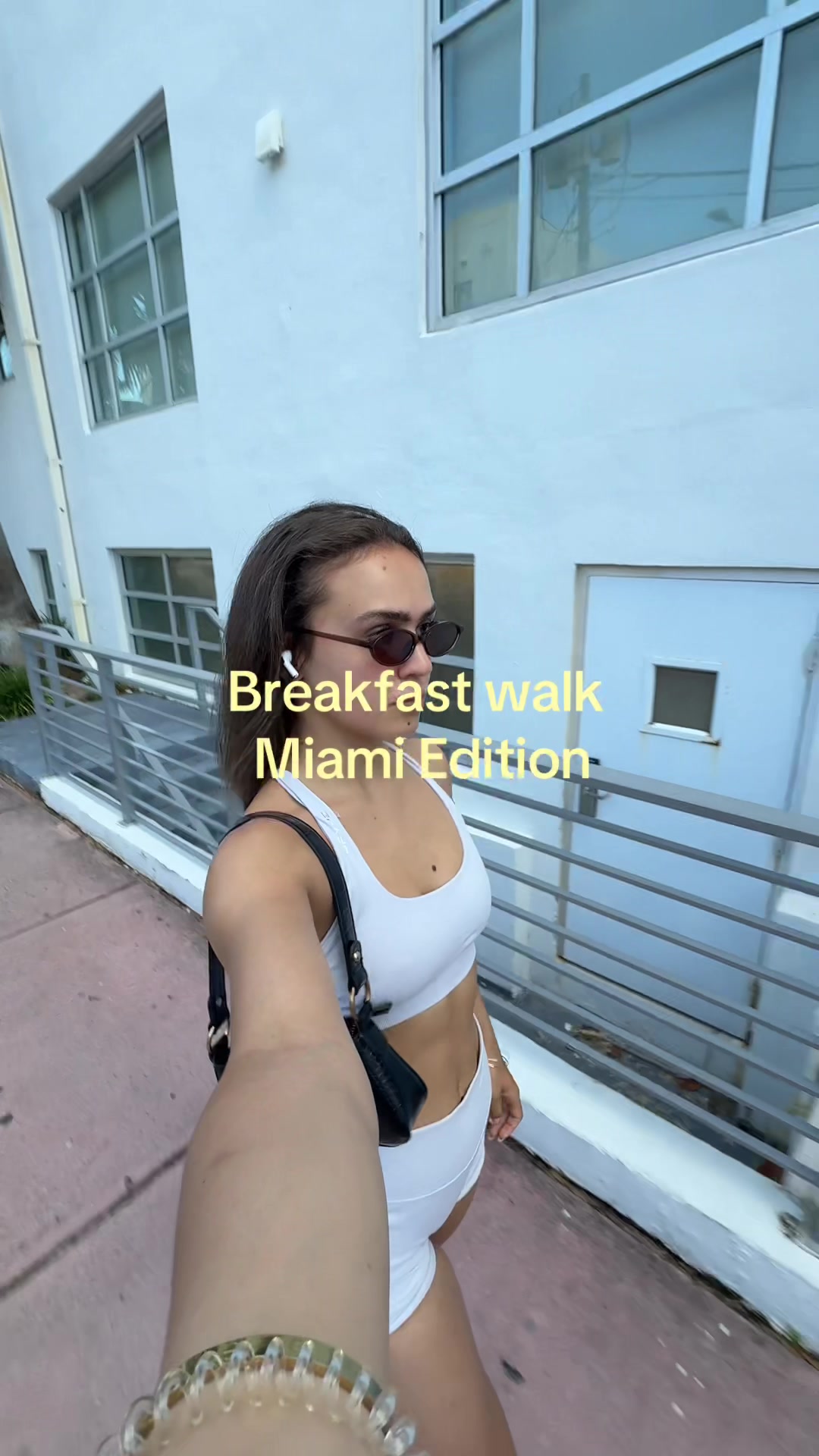 @Anni🪩🍒🏋️♀️