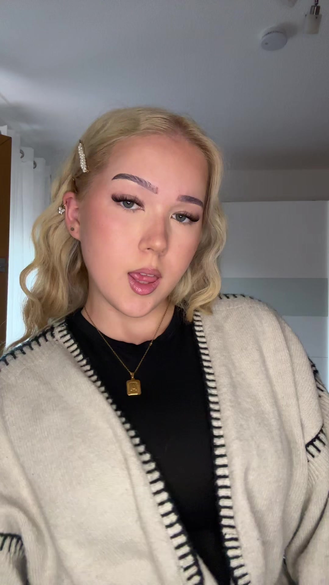 @adrija 🪽