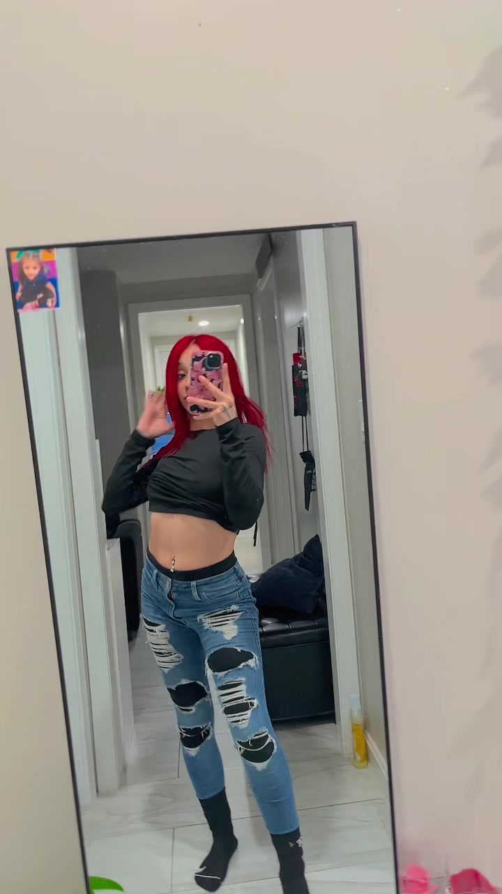 @💋𝙼𝙰𝚁𝙸𝙻𝚄🧚🏻&zwj;♀️