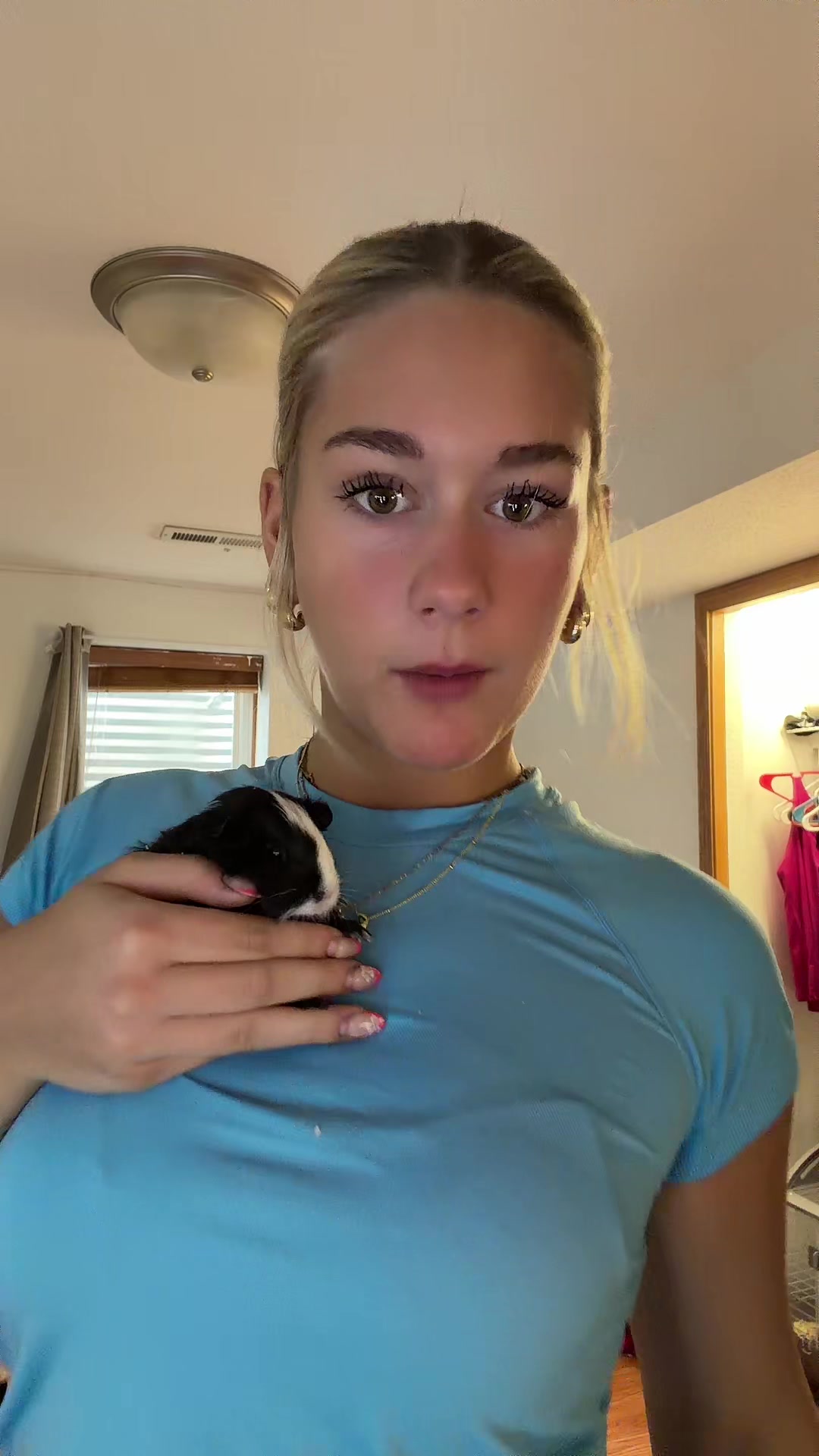 @️