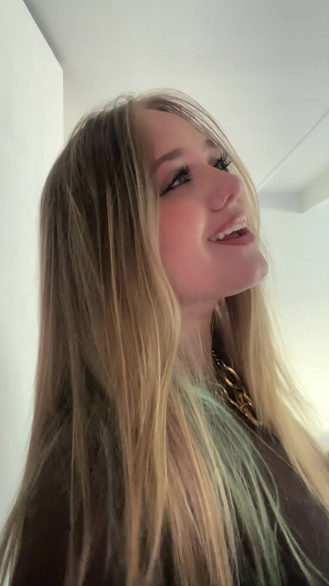 @𝓒𝓱ª