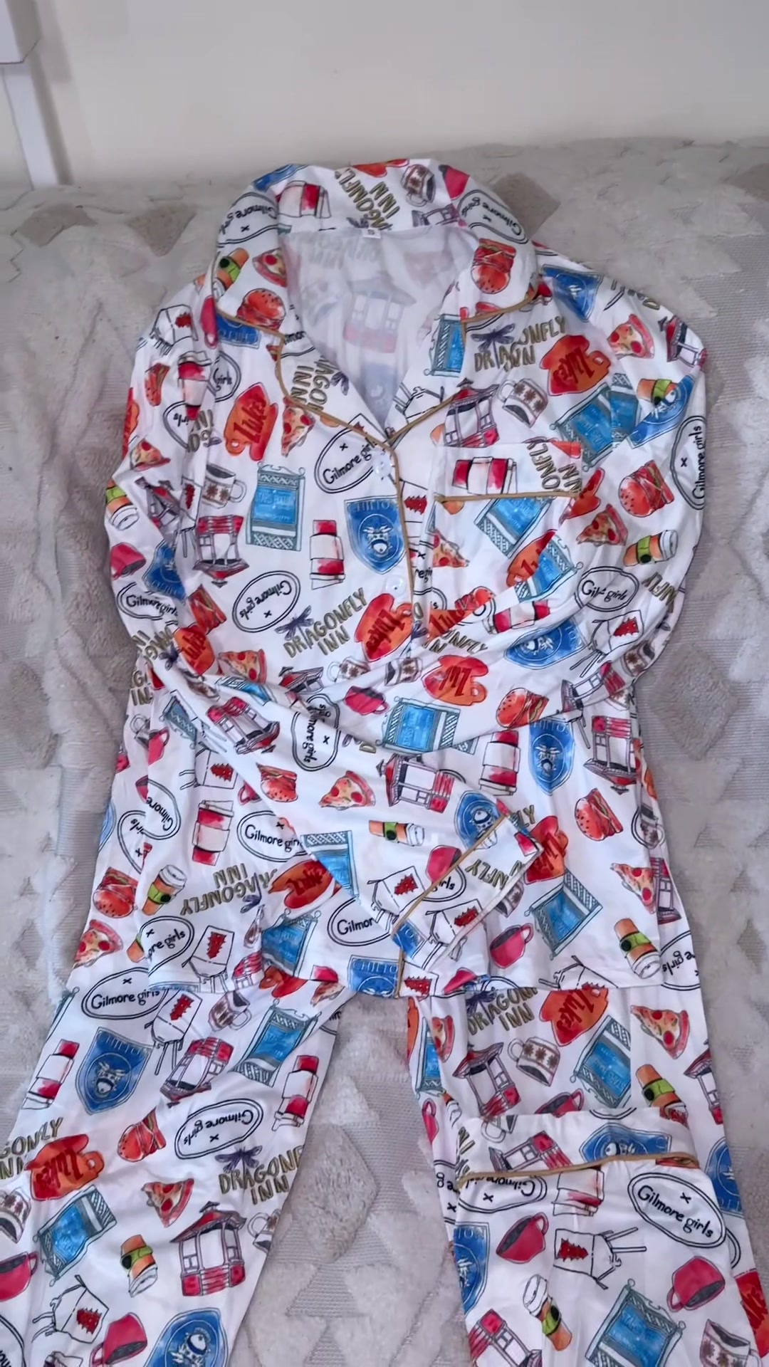 @CraftyLori🧵sews rite