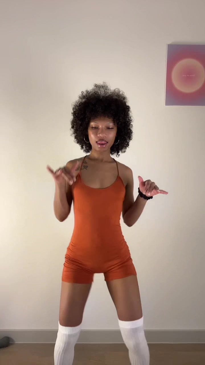 @🤸🏽♀️