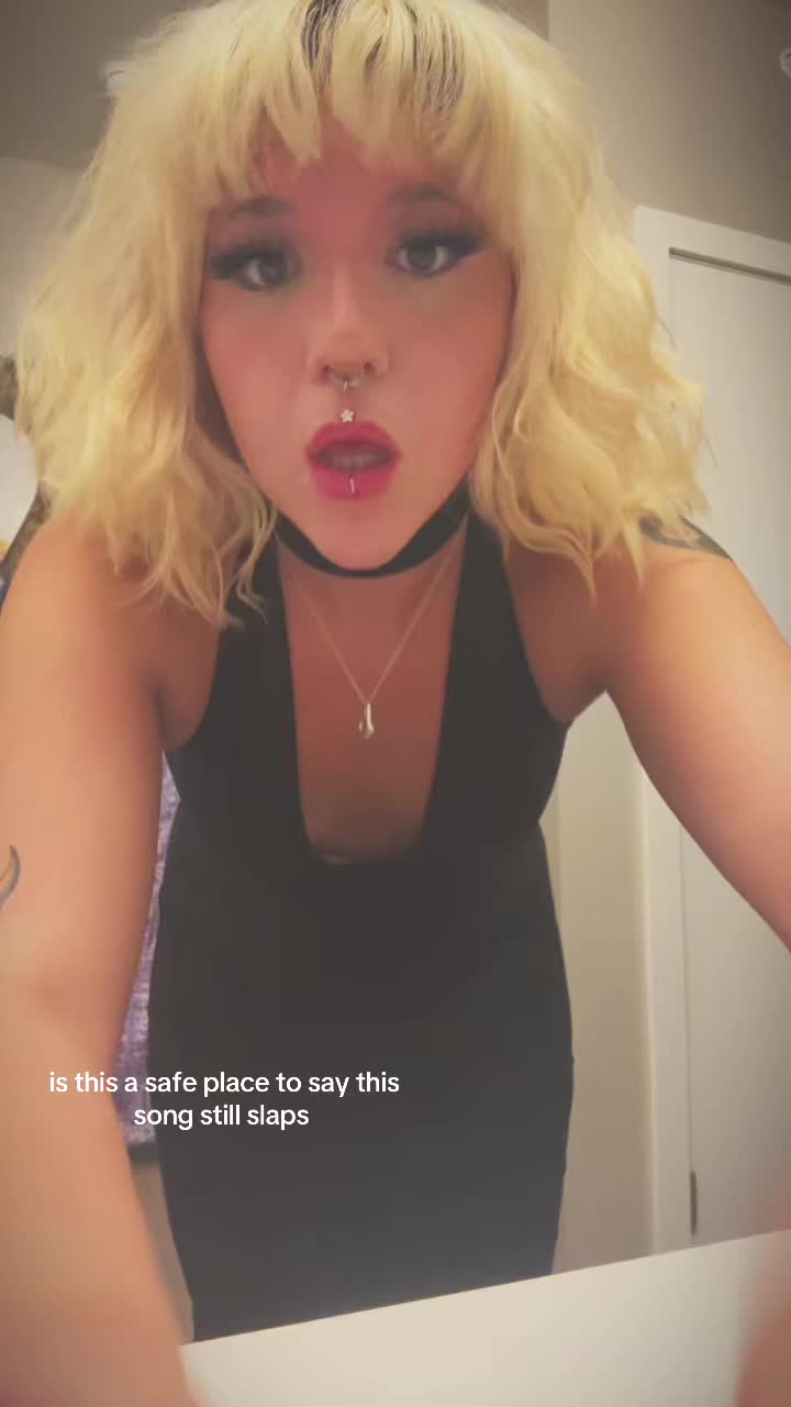 @_