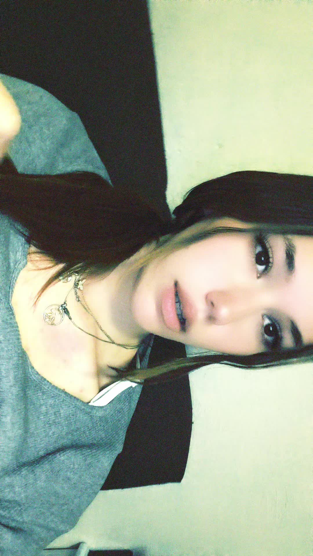 @๐ค๐ข๐ฏ๐ฆ๐ฉ๐ช๐ฆ