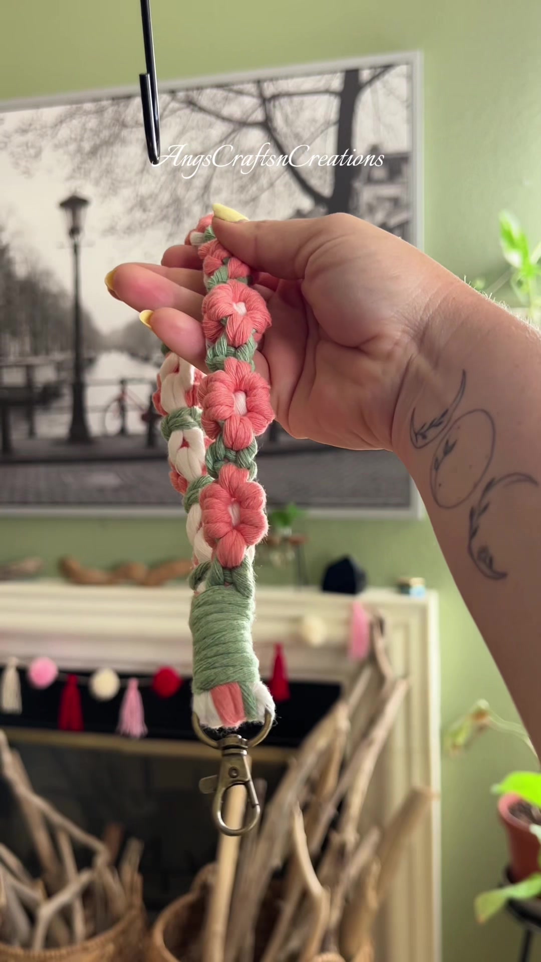 @AngsCraftsnCreations• Macrame