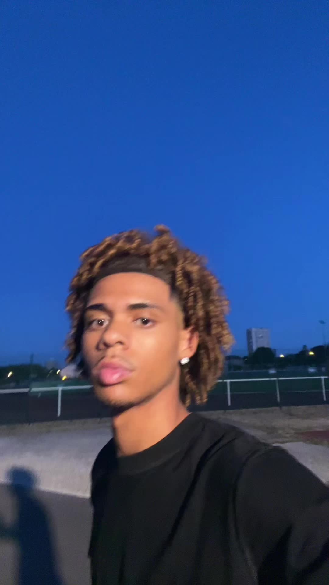 @BVNS 🦜