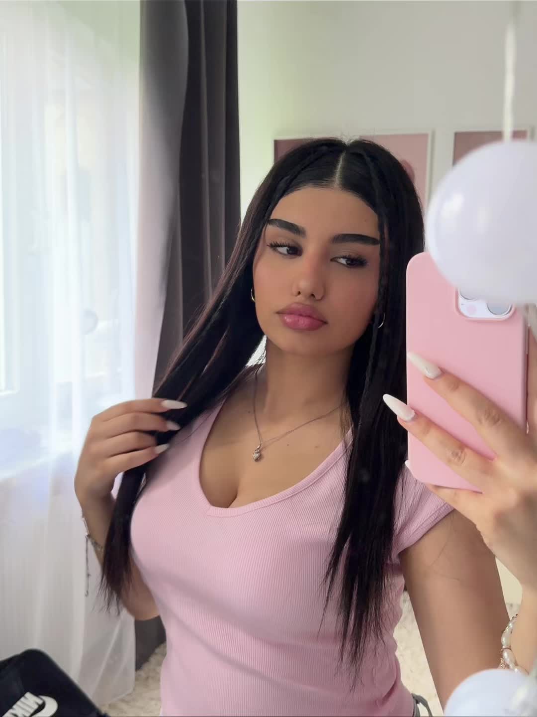 @hasti.j0
