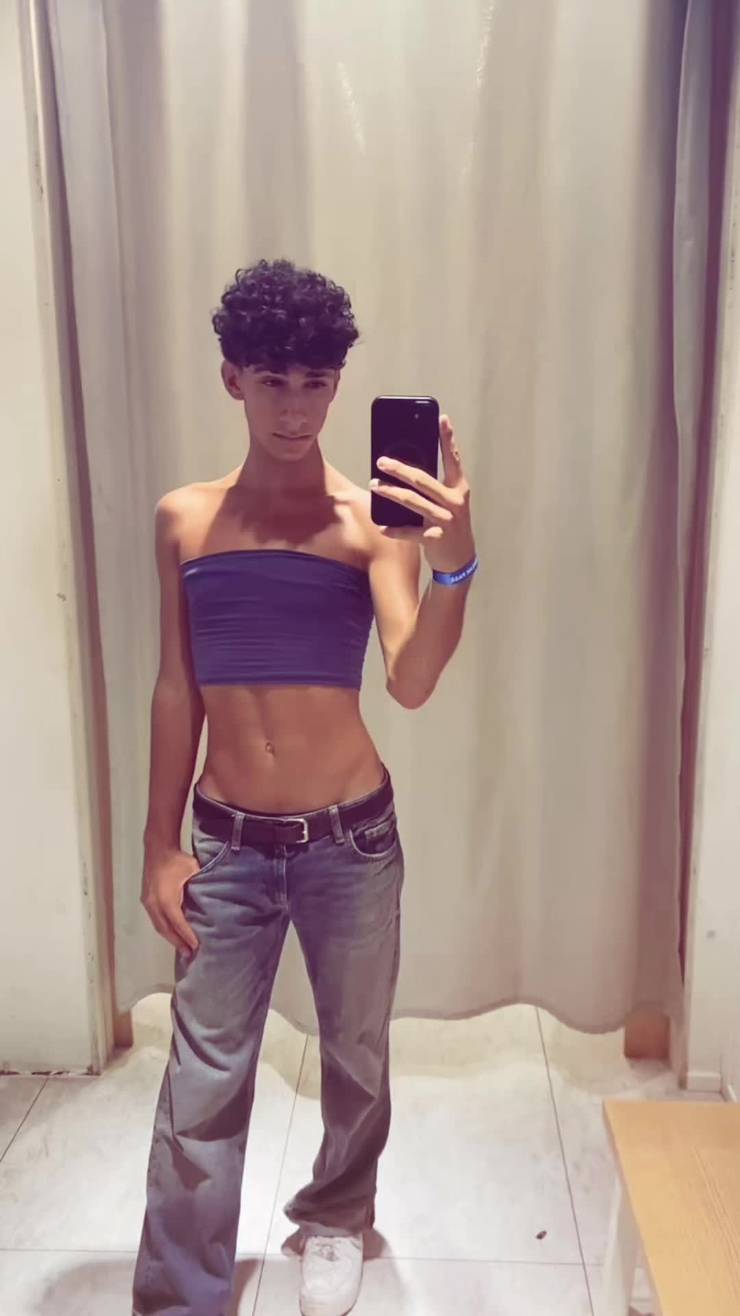 @t.tom009