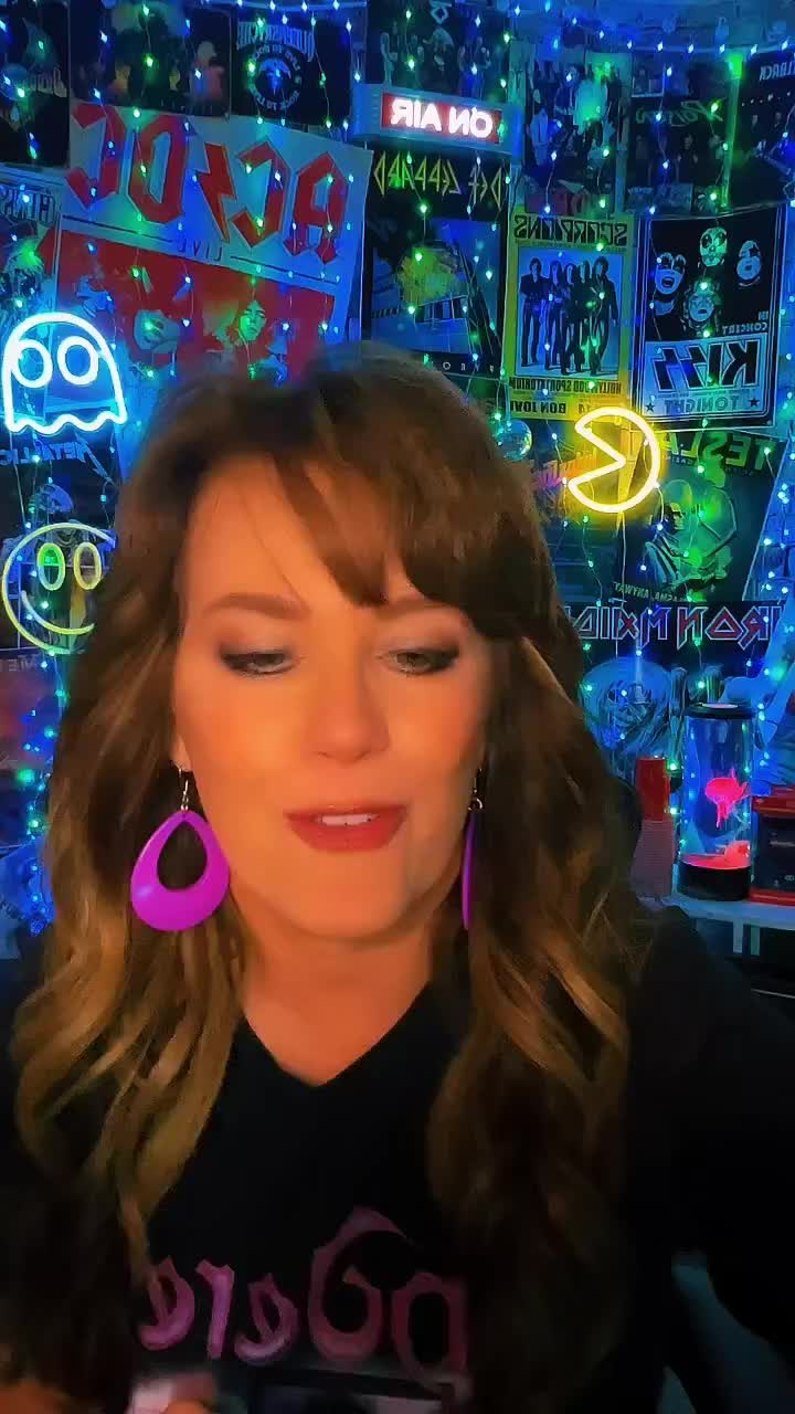 @❌️Christine Kennedy