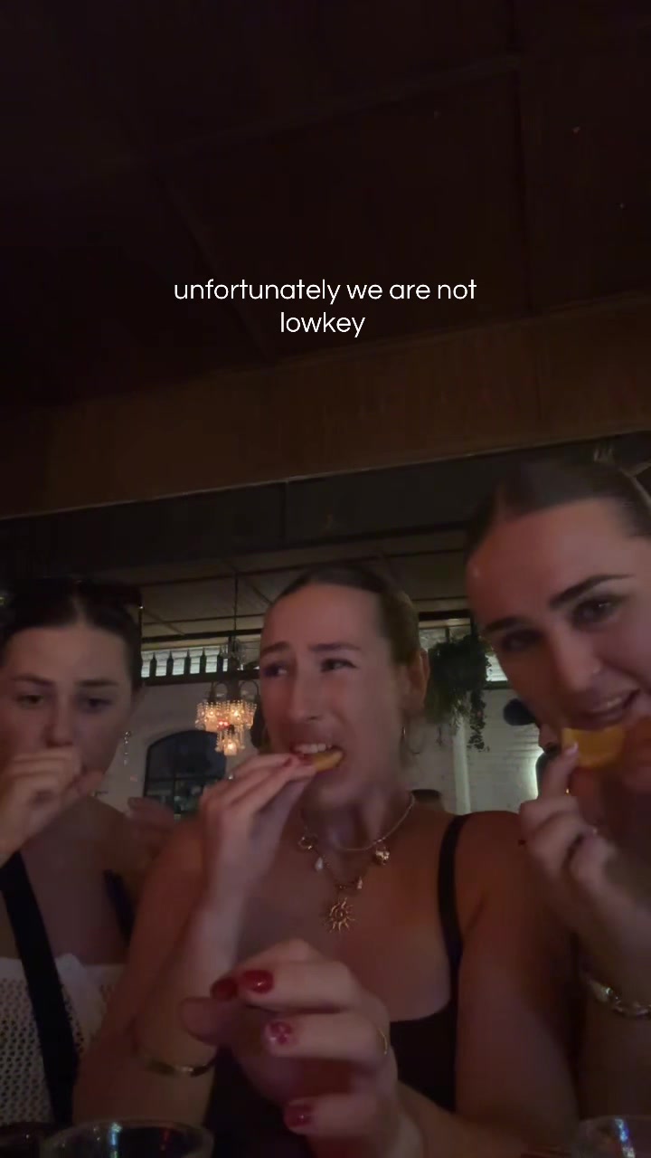 @Melaniemaywrightt