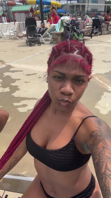 @👩🏾❤️💋👩🏽