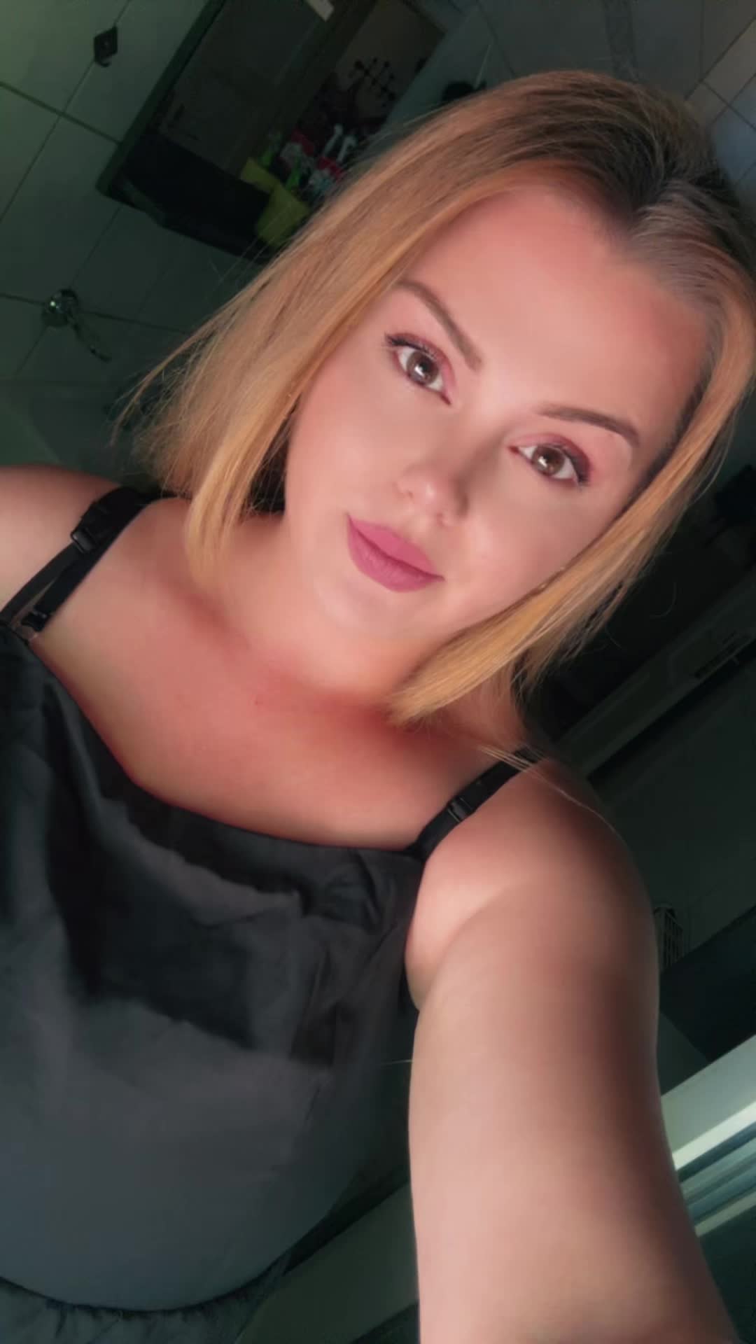 @🇦🇱