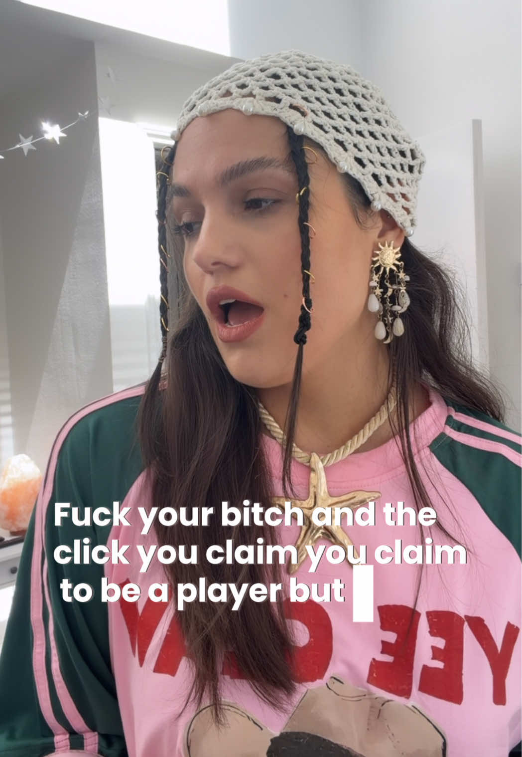 @Tara Sin&eacute;ad