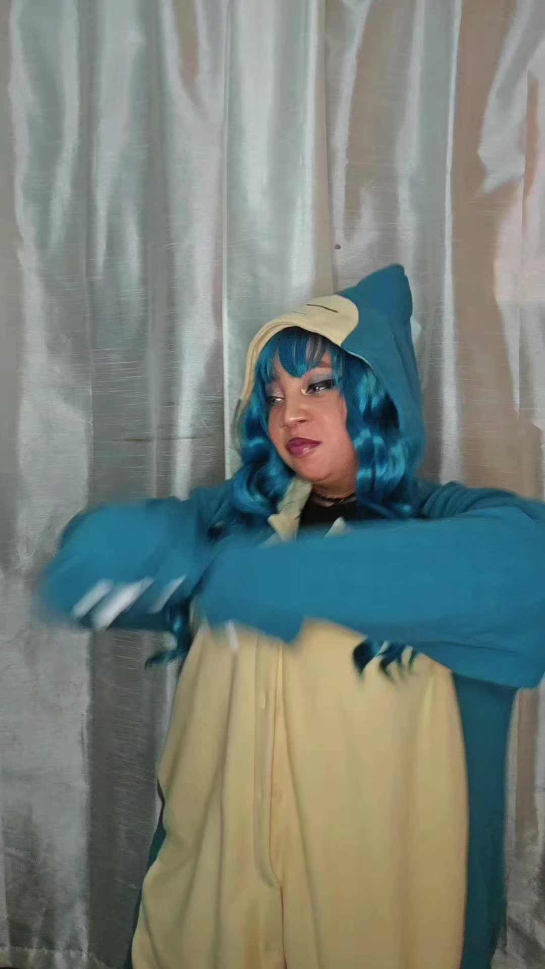 @Saray_Cosplays
