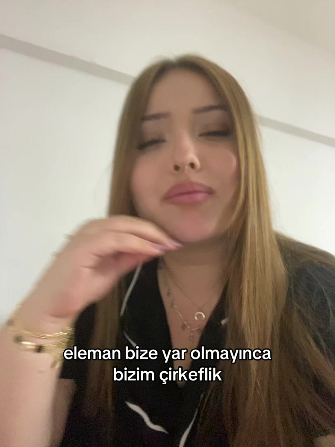 @𝒽𝒾𝓁𝒶𝓁𝒶𝓎🪭