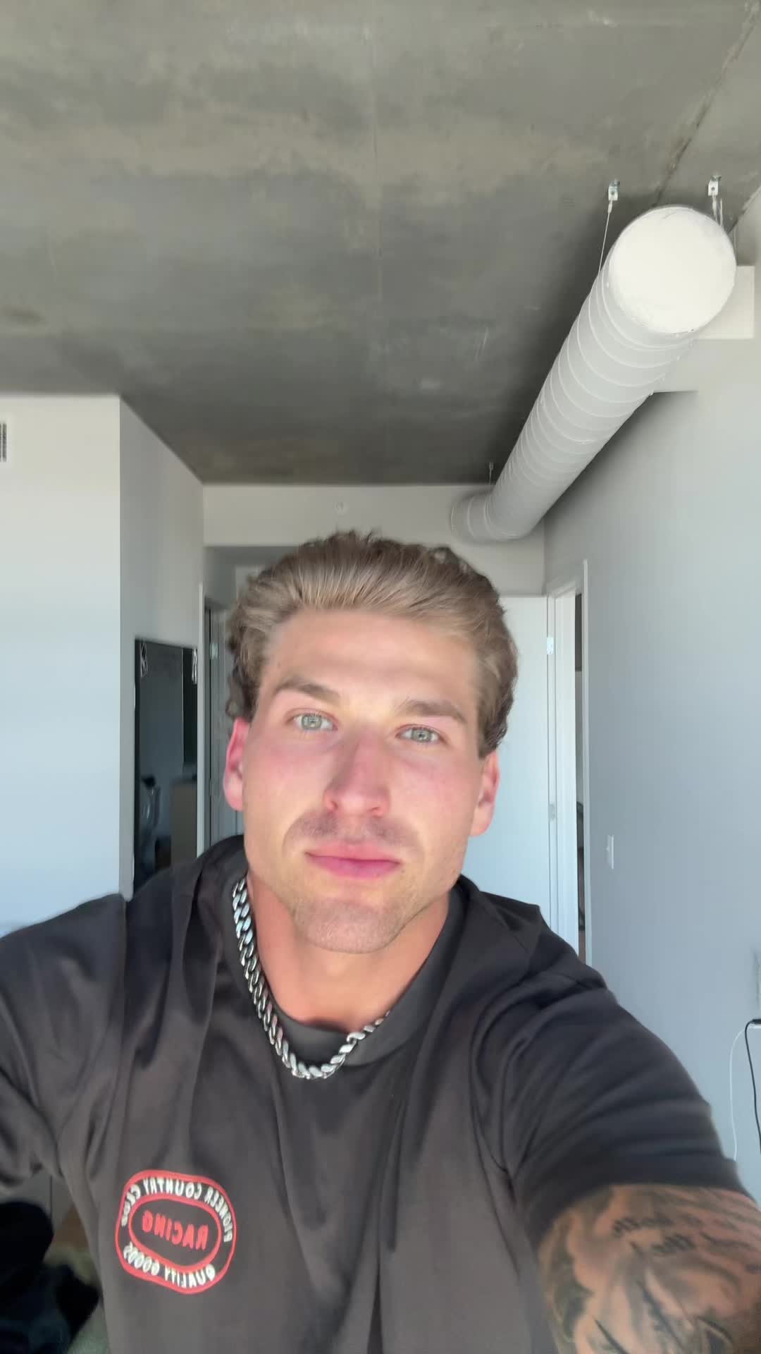 @dom